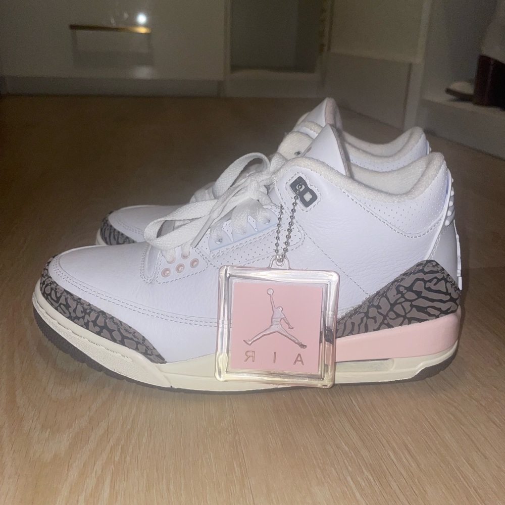 Air Jordan Retro 3 - Women’s